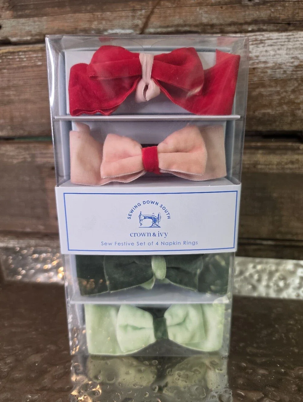 Crown & Ivy x Sewing Down South Velvet Bow Christmas Napkin Rings Set of 4, NWT
